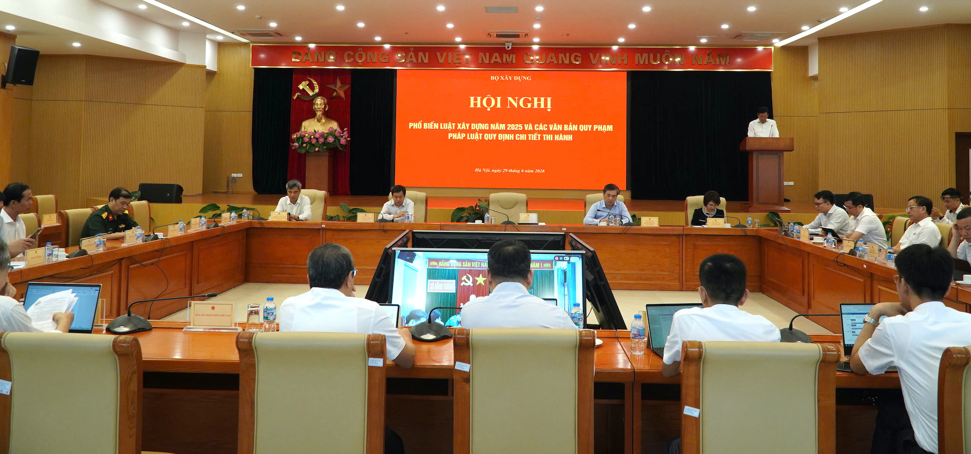 Chính thức từ 1/7: Miễn giấy phép xây dựng nhiều công trình, cấp phép còn 7 ngày - Ảnh 1